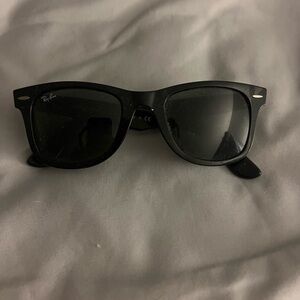 Ray-Ban Black Sunglasses